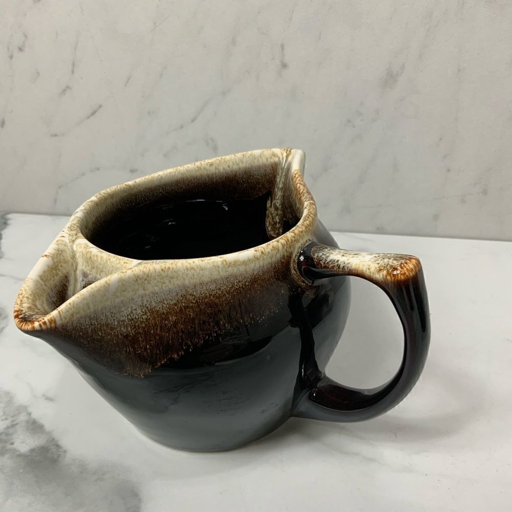 Vintage Pfaltzgraff Brown Drip gravy boat
